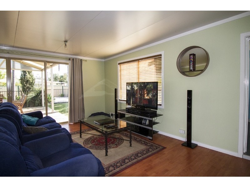 20 Meyrick Way, Langford WA 6147