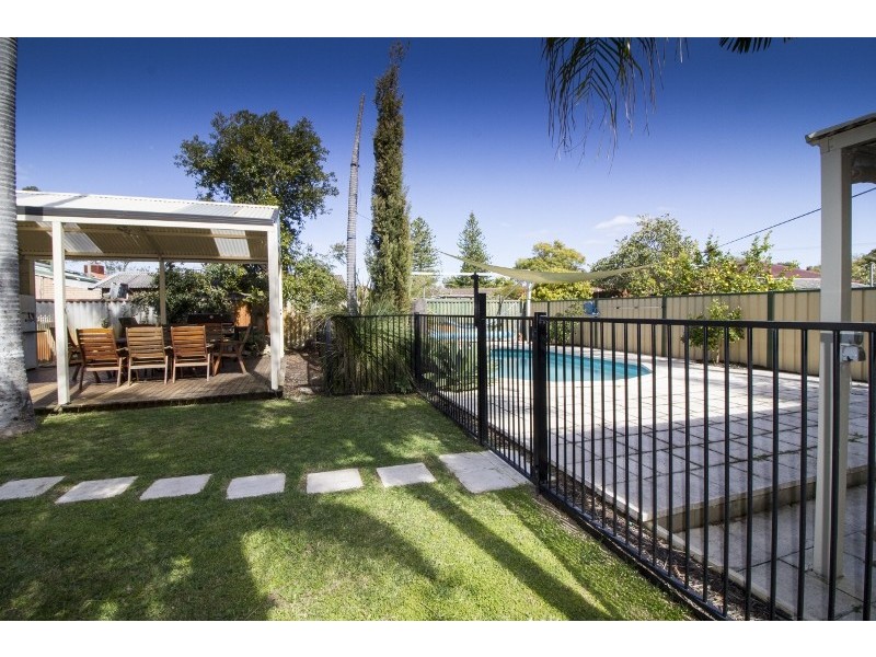 20 Meyrick Way, Langford WA 6147