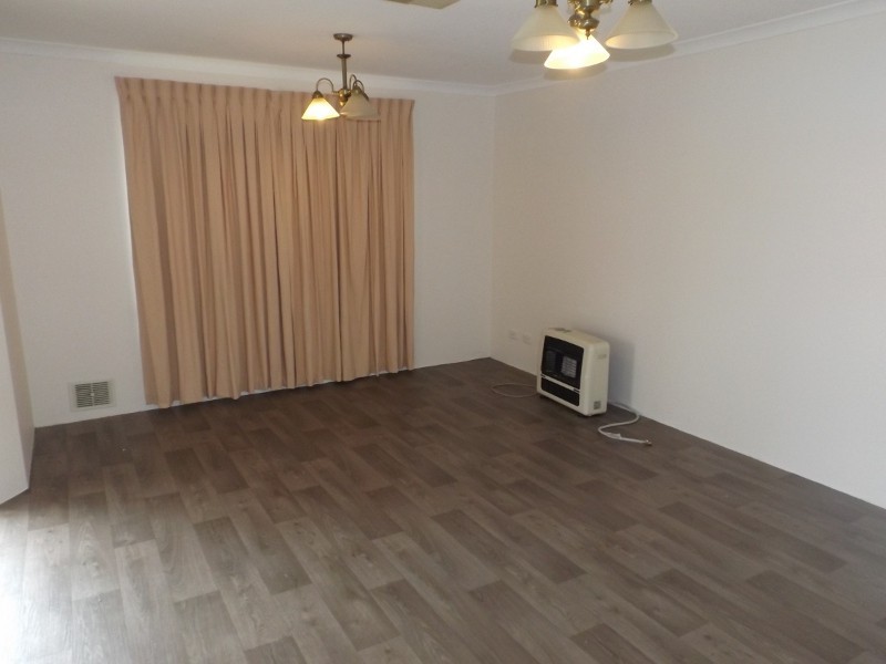 17-11 Elvire St, Viveash WA 6056