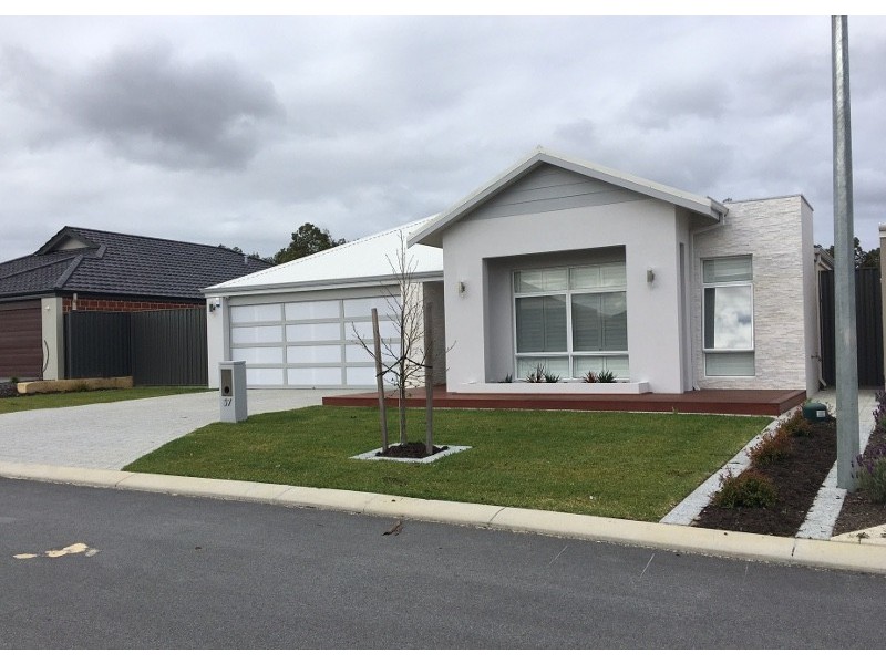 37 Semerwater Cres, Aveley WA 6069