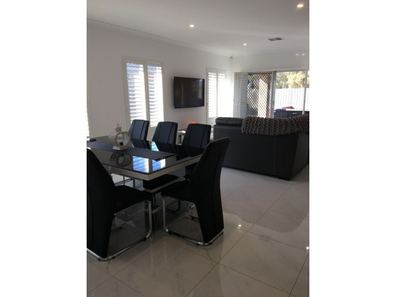 37 Semerwater Cres, Aveley WA 6069