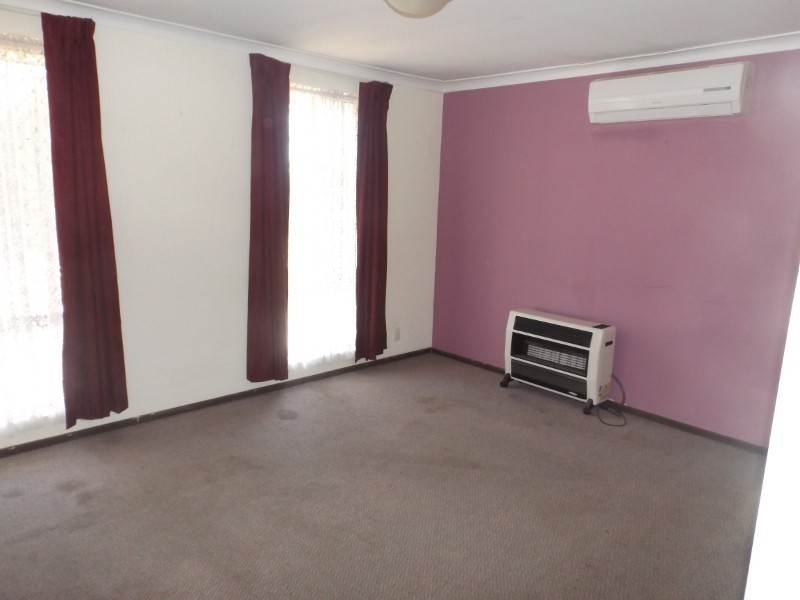 17 Small St, Beechboro WA 6063