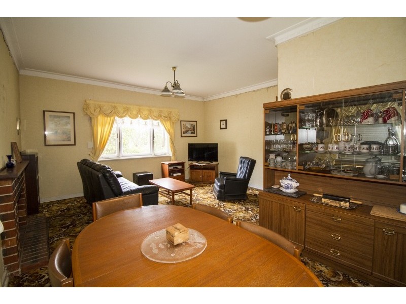 21 Approach Rd, Boya WA 6056