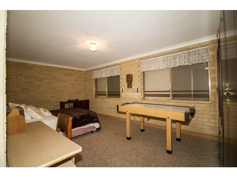 21 Approach Rd, Boya WA 6056