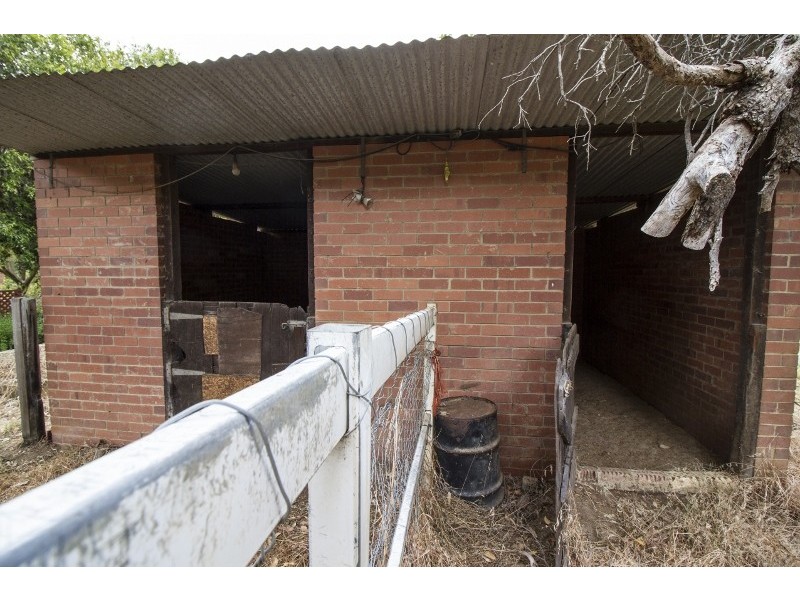 21 Approach Rd, Boya WA 6056