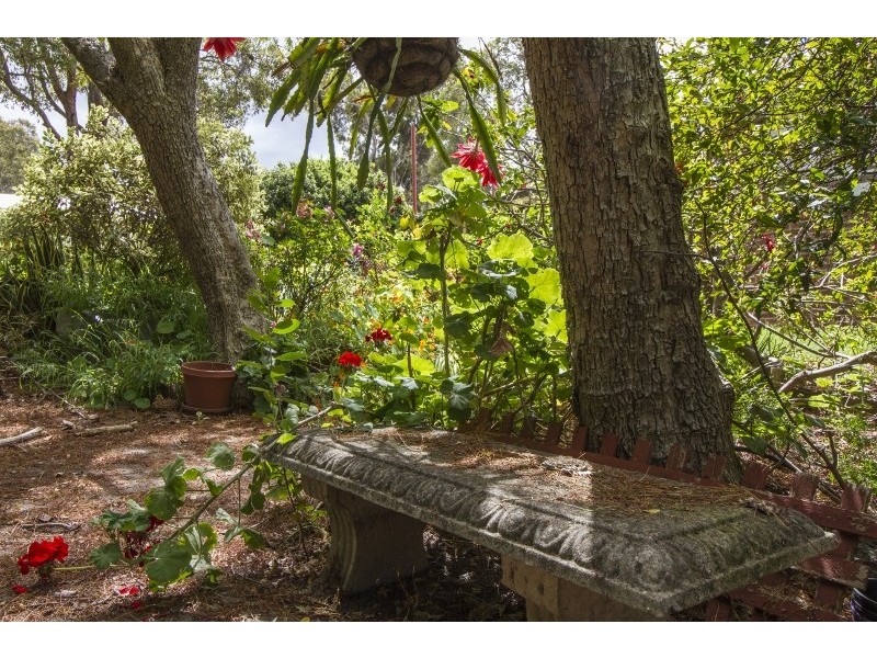 21 Approach Rd, Boya WA 6056