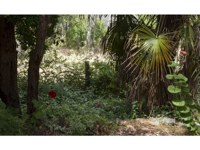 21 Approach Rd, Boya WA 6056