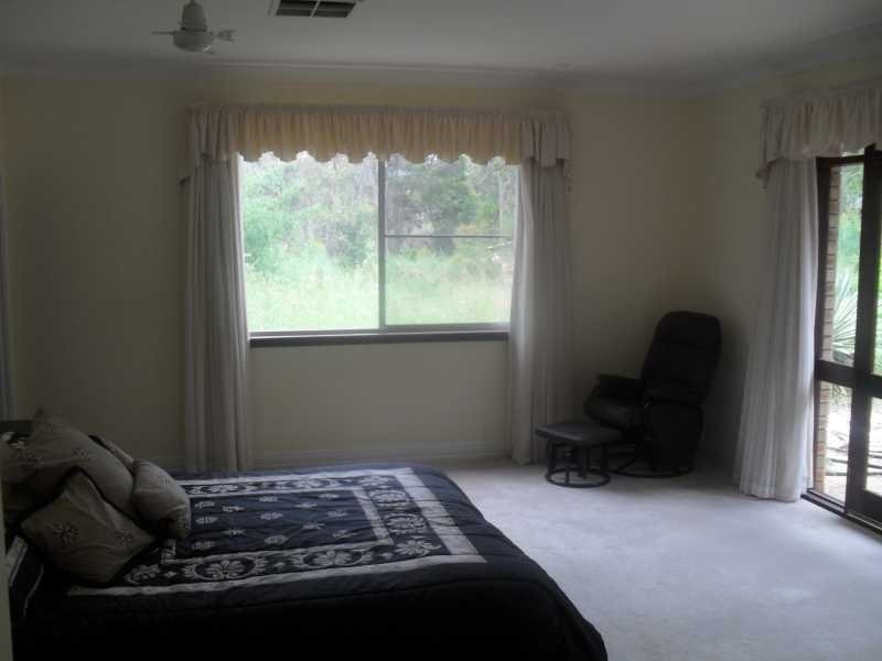 21 Swan Rd, Mahogany Creek WA 6072