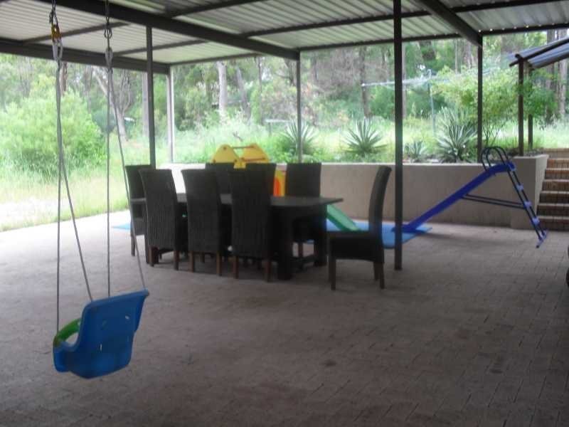 21 Swan Rd, Mahogany Creek WA 6072