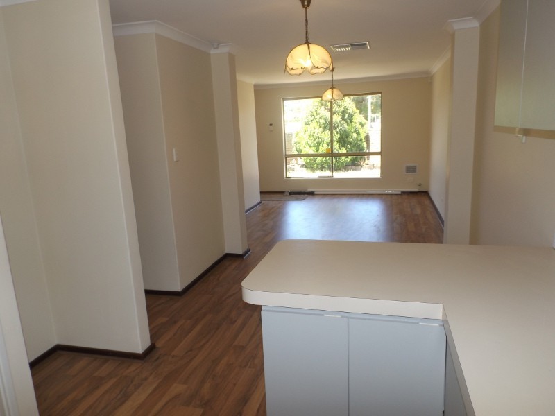 3/7 Park Rd, Midvale WA 6056