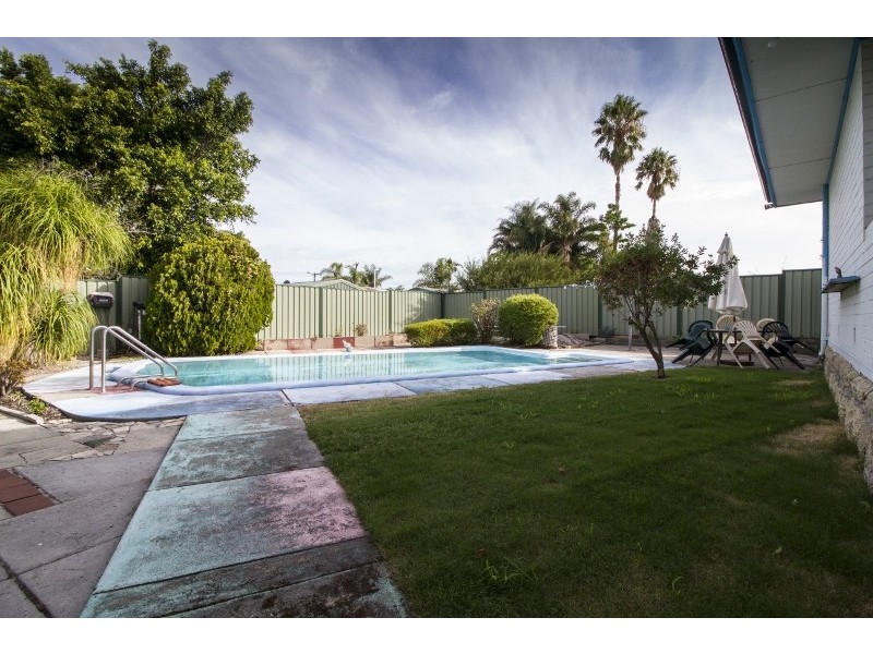 7 Hagart Way, Lockridge WA 6054