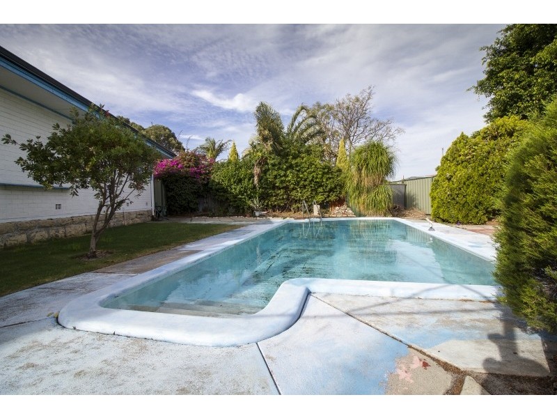 7 Hagart Way, Lockridge WA 6054