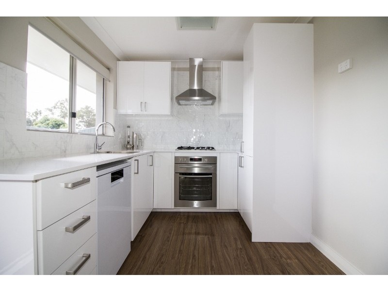 45 Wright Cres, Bayswater WA 6053