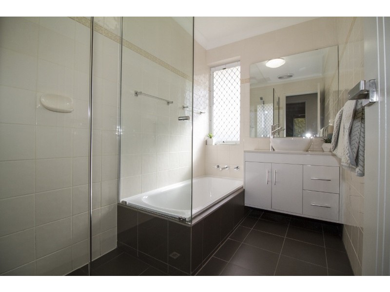 45 Wright Cres, Bayswater WA 6053