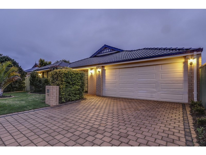 16 Upwood Circle, High Wycombe WA 6057