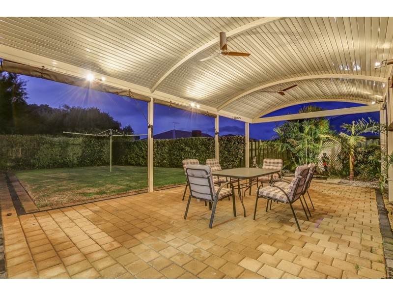 16 Upwood Circle, High Wycombe WA 6057