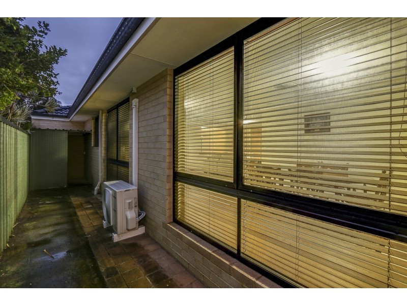 16 Upwood Circle, High Wycombe WA 6057