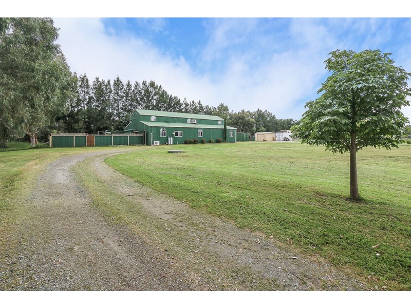 62 James Road, Middle Swan WA 6056