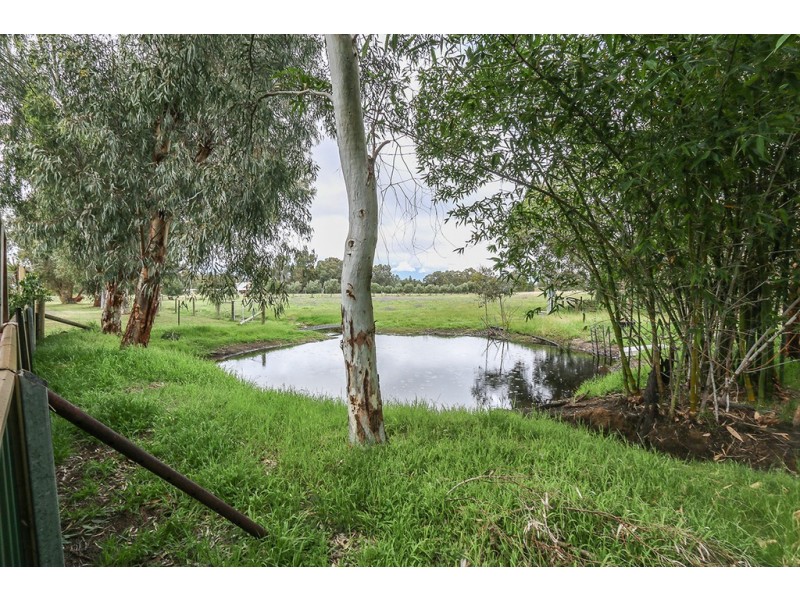 62 James Road, Middle Swan WA 6056