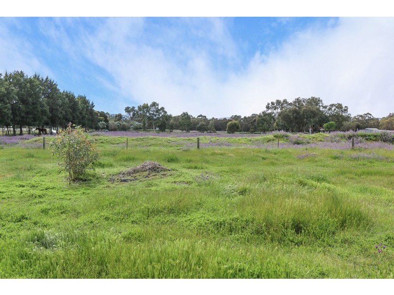 62 James Road, Middle Swan WA 6056