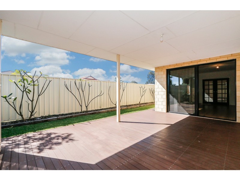 16 Holywell Street, Middle Swan WA 6056