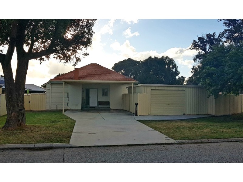17 Brown Street, Middle Swan WA 6056