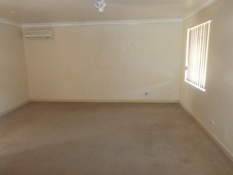 1B Muriel St, Midland WA 6056