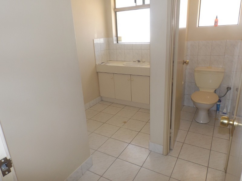 1B Muriel St, Midland WA 6056