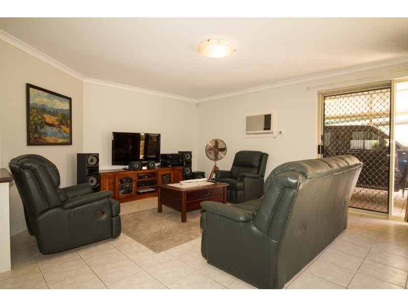 16 Damascus Drive, Greenmount WA 6056