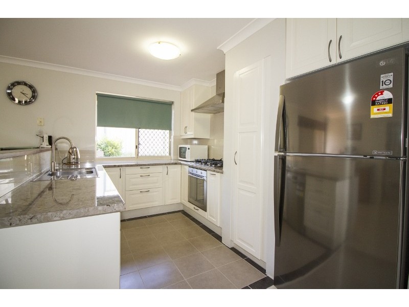 16 Damascus Drive, Greenmount WA 6056