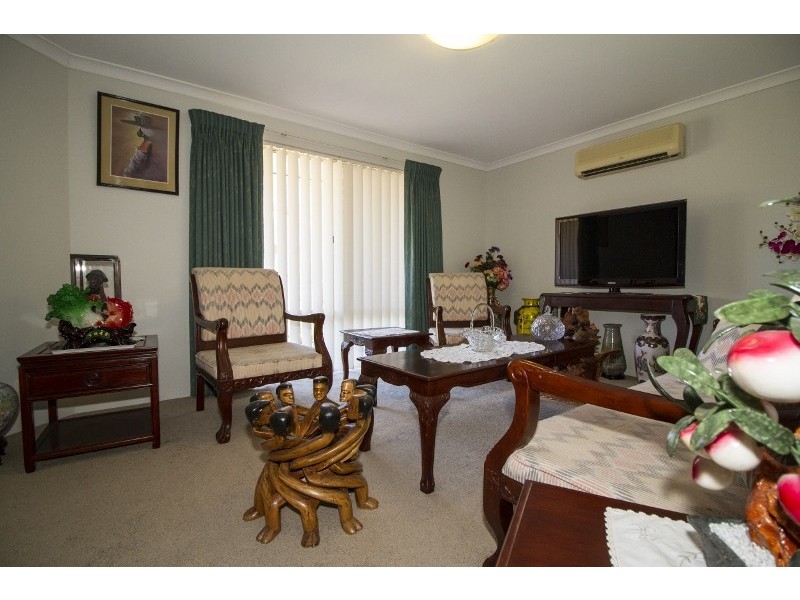 16 Damascus Drive, Greenmount WA 6056