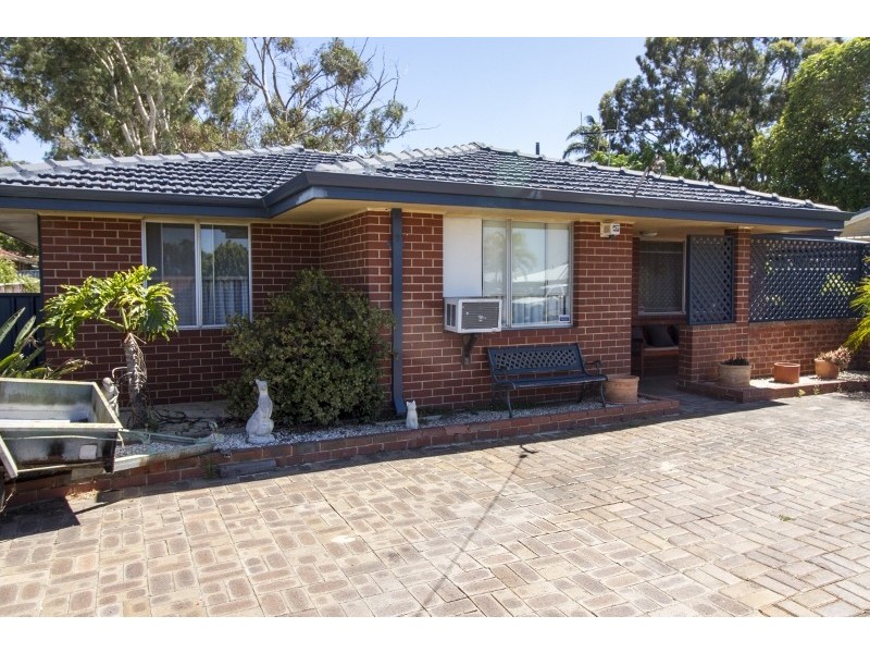 17 Hurlston, Koondoola WA 6064