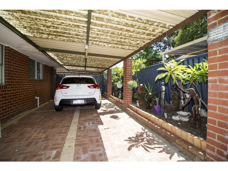 17 Hurlston, Koondoola WA 6064