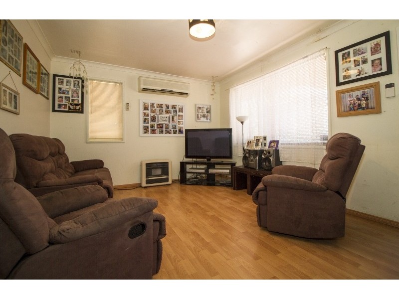 17 Hurlston, Koondoola WA 6064