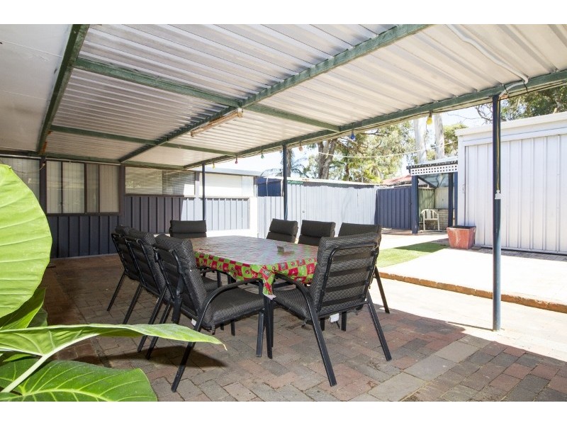 17 Hurlston, Koondoola WA 6064