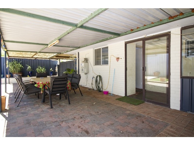 17 Hurlston, Koondoola WA 6064