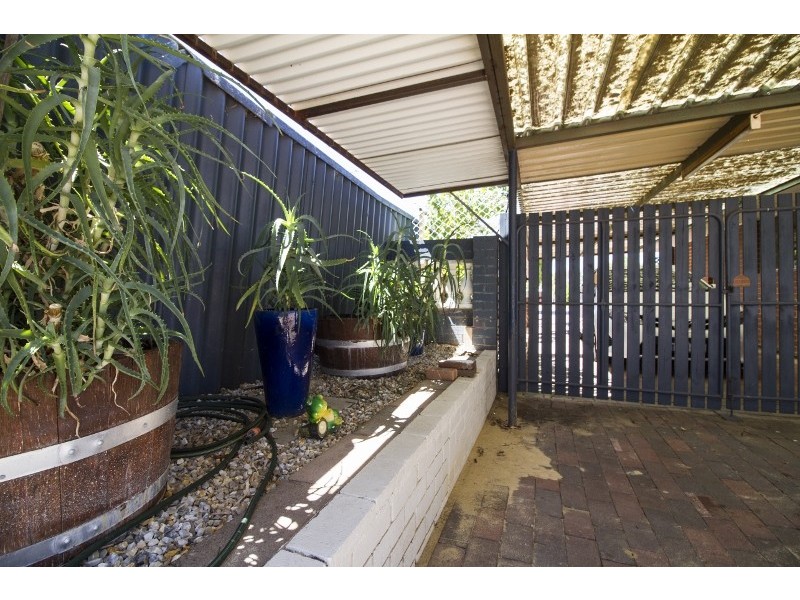 17 Hurlston, Koondoola WA 6064