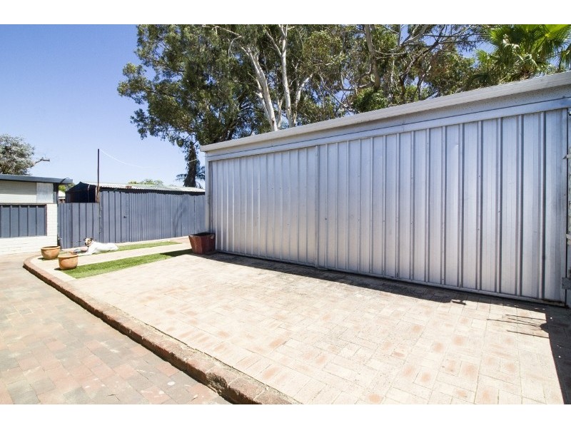 17 Hurlston, Koondoola WA 6064