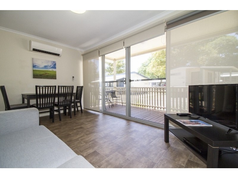 246/91 Benara Rd, Caversham WA 6055