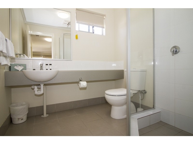 246/91 Benara Rd, Caversham WA 6055
