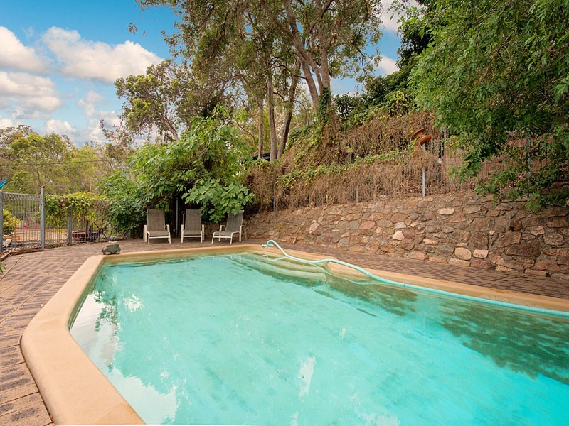 4 Montrose Avenue, Darlington WA 6070