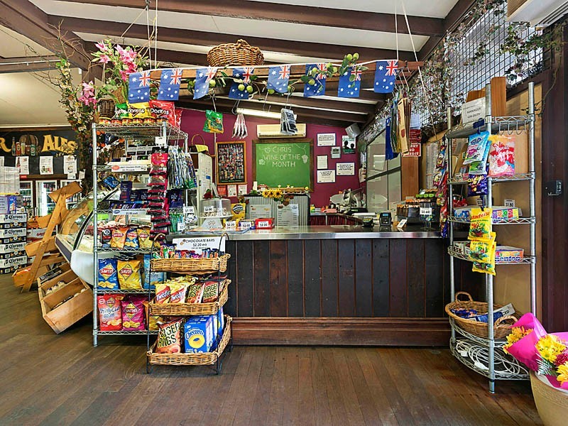 4 Montrose Avenue, Darlington WA 6070