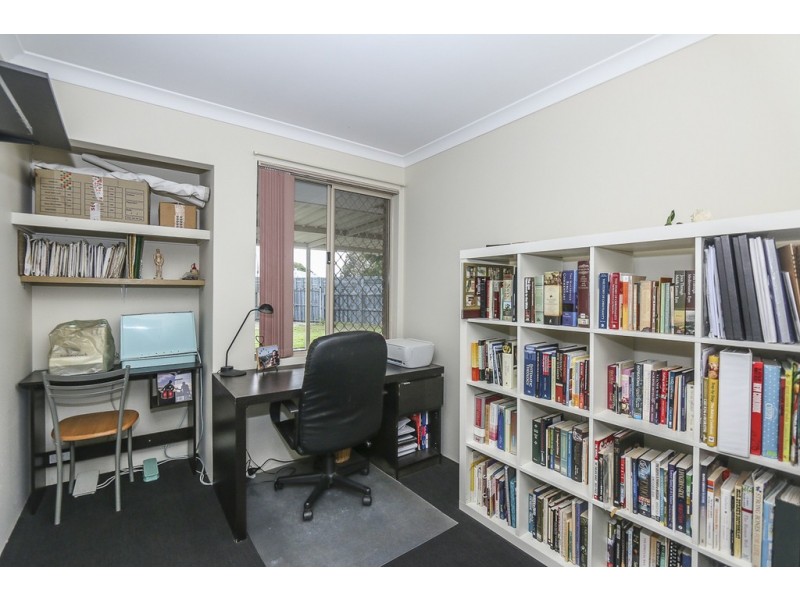 2 Skyros Mews, Stratton WA 6056