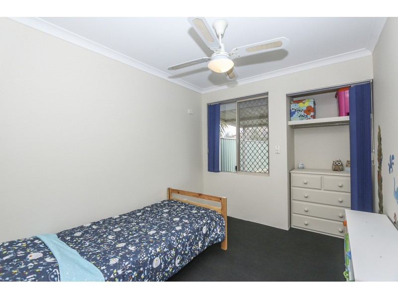 2 Skyros Mews, Stratton WA 6056