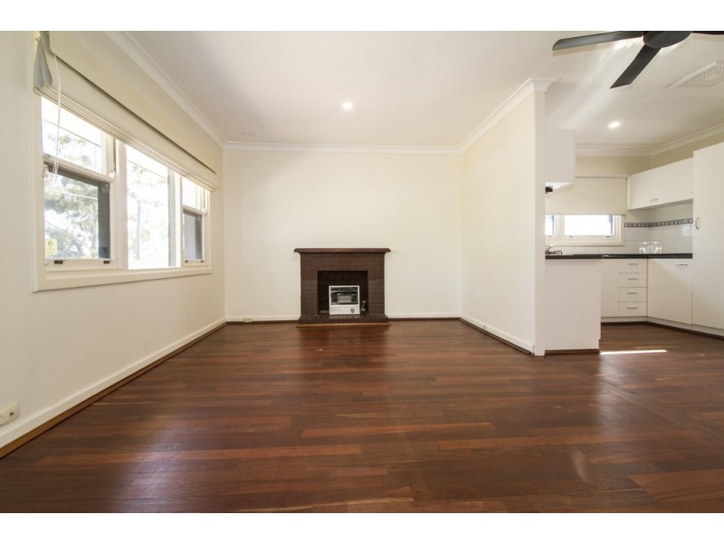 23 Mudalla Way, Koongamia WA 6056