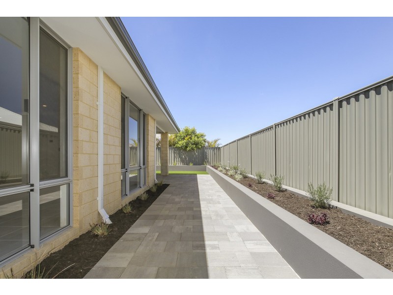 3 Callosa Crescent, Alkimos WA 6038