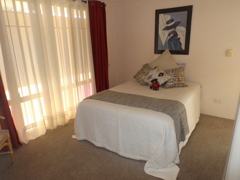 74 Stratton Boulevarde, Stratton WA 6056