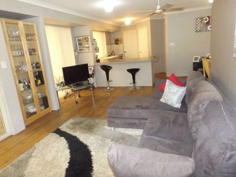 74 Stratton Boulevarde, Stratton WA 6056