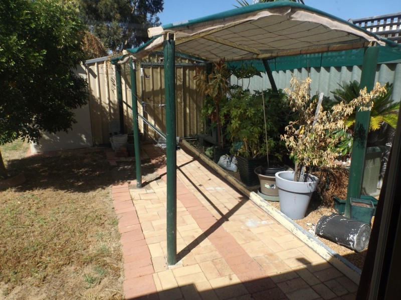 74 Stratton Boulevarde, Stratton WA 6056