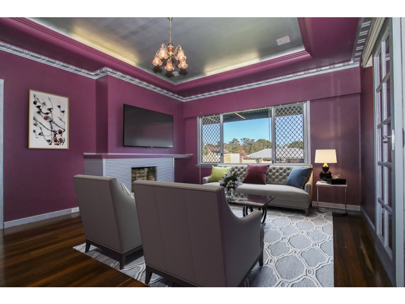 6 Amherst Road, Swan View WA 6056